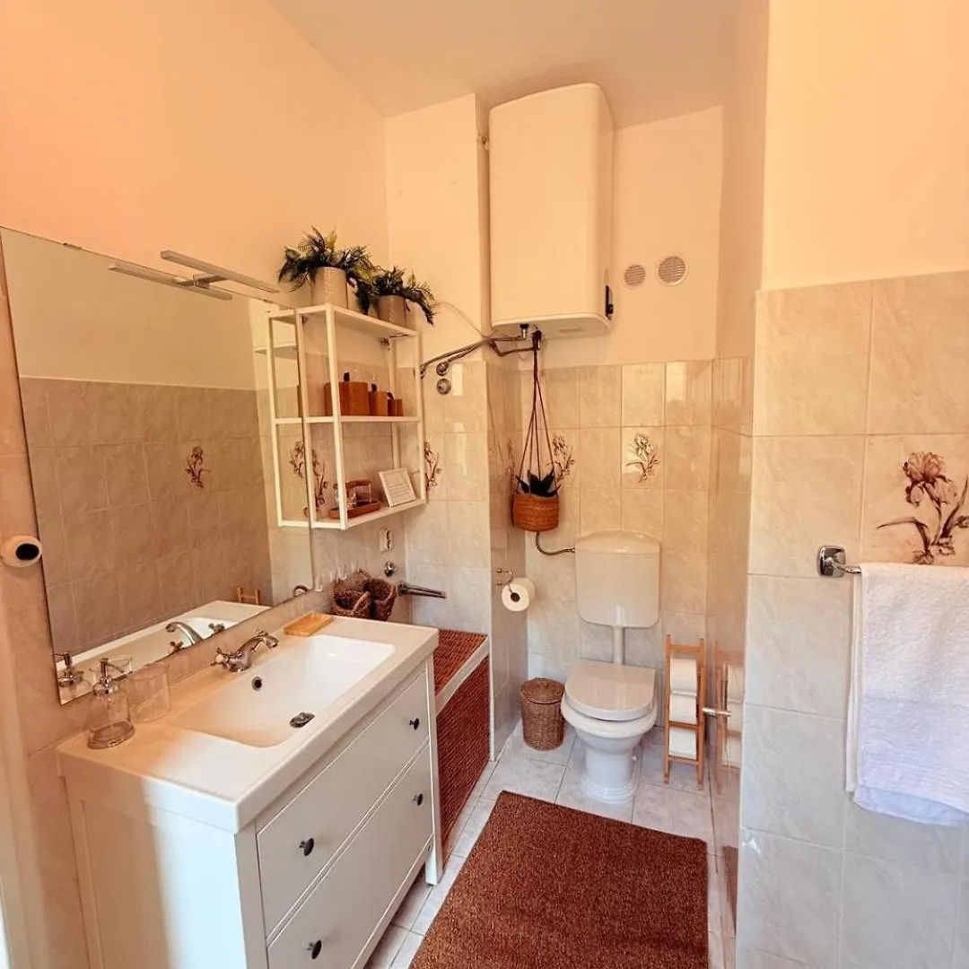 Brand New City Center Apartment Nostalgija Split